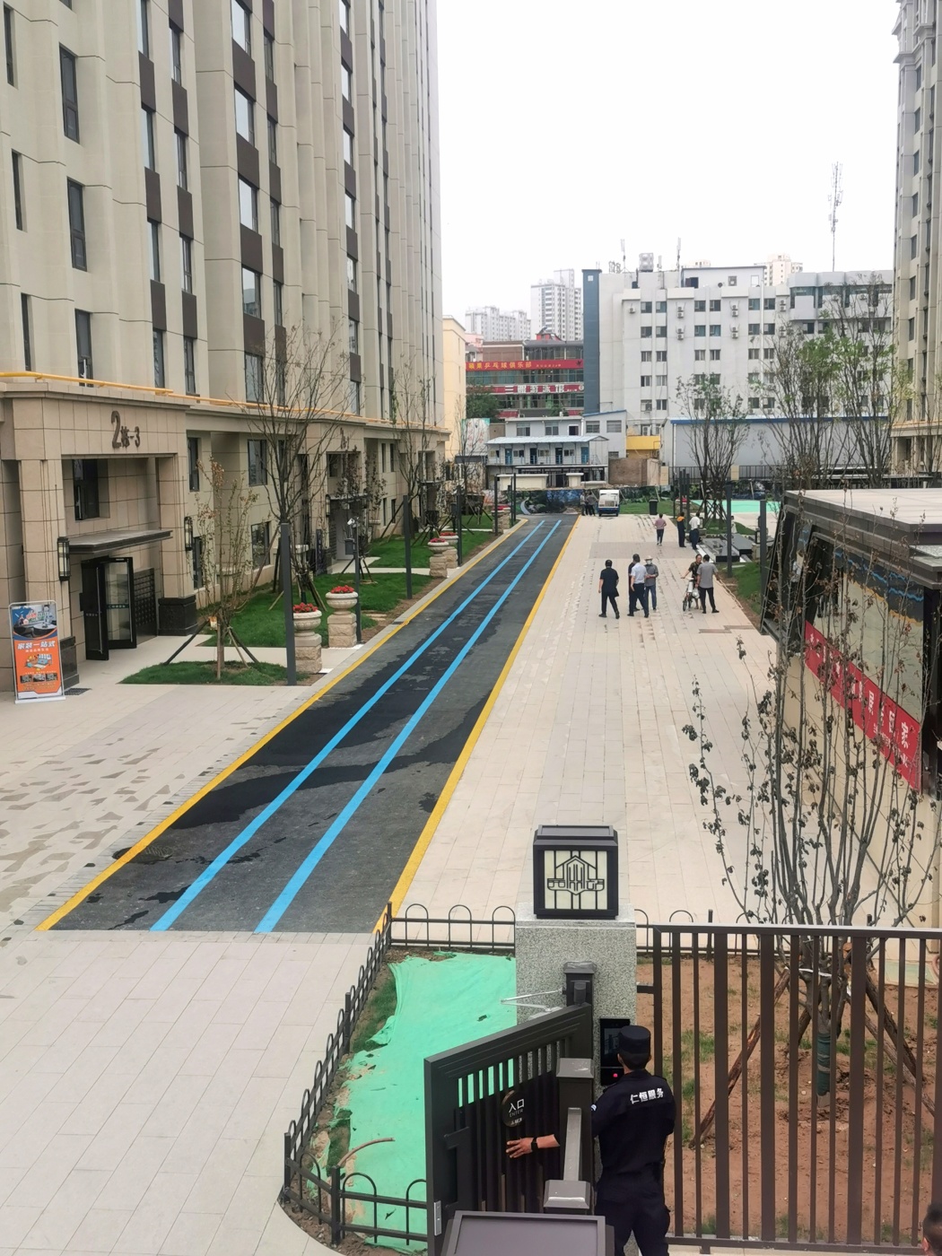 西站·真彩仁恒1室1厅北朝向3800.00元/月出租