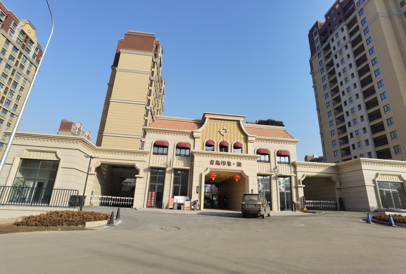 青岛印象·滟3室2厅1卫南北朝向1900.00元/月出租