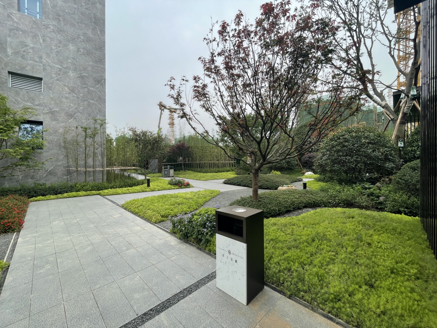 滨江玺樾3室2厅2卫西北朝向2200.00元/月出租