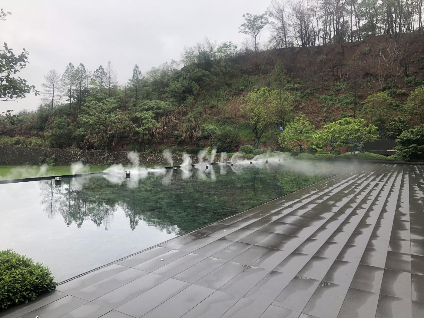 中海阅湘台4室2厅3卫东南朝向15000.00元/月出租