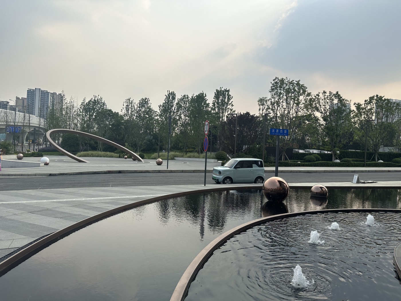 龙湖光屿原著3室1厅2卫西南朝向3600.00元/月出租