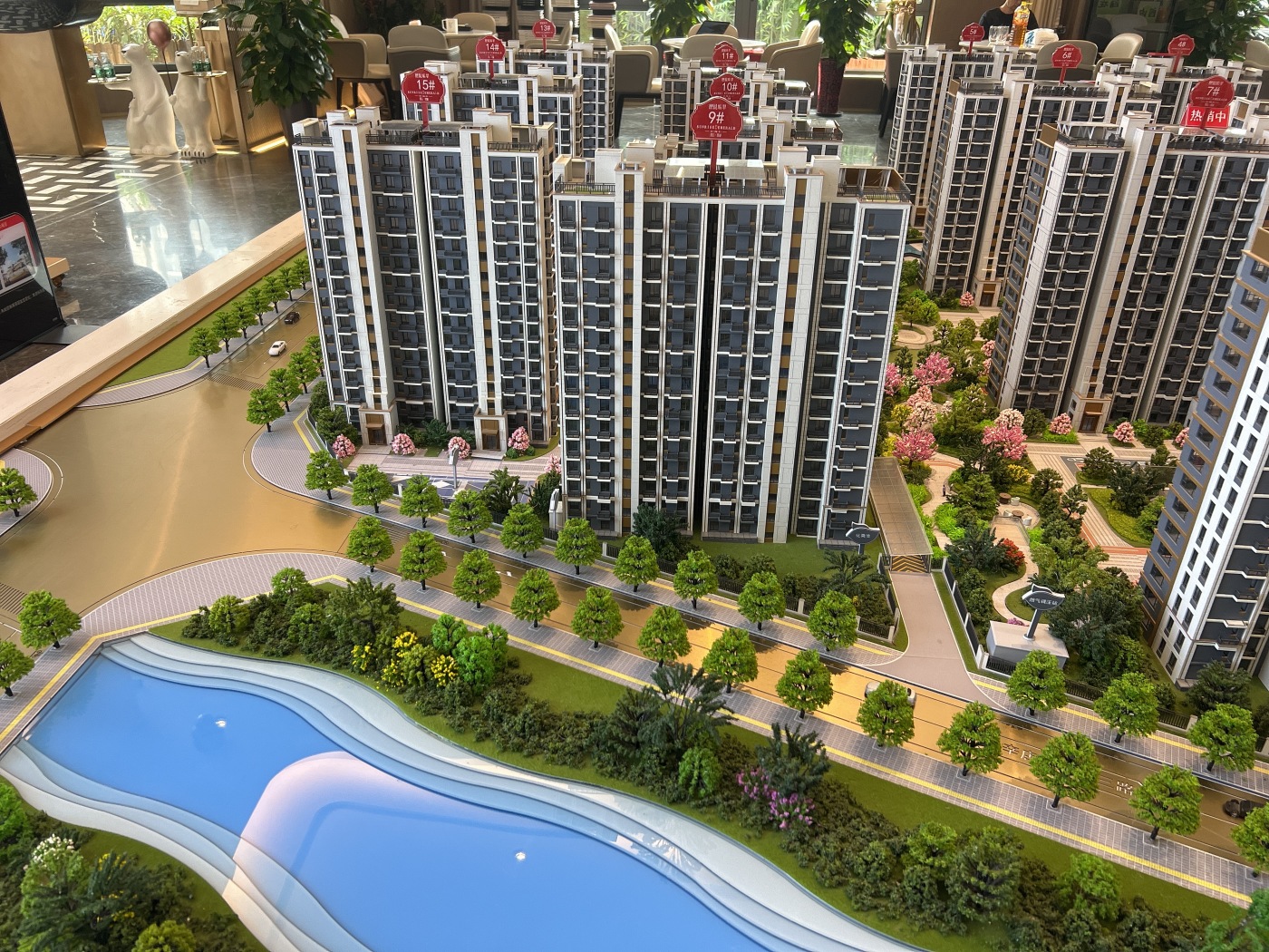 首开卓越建工·熙悦晴翠3室1厅1卫东西朝向6000.00元/月出租