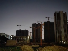 力高国资雍江府 南北通透,采光好 装修好,环镜优美 视野好,诚心出售