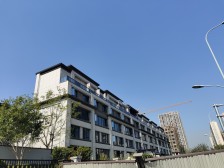 两江蔡家龙湖洋房,中间楼层户型方正