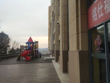 精装未住,刷卡入户,交通便利。