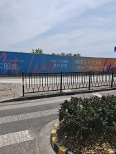 前滩南新小区,人车分流,精装修。新风地暖全屋空调。