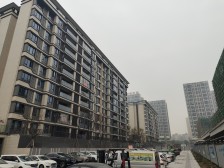 轨道天街公园旁,龙湖叠拼别墅,带露台,小区环境优美