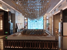 茶园刘家坪轻轨旁品质洋房一楼带花园精装修诚心出售