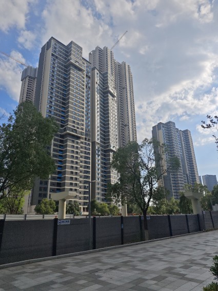 房天下>长沙新房>岳麓楼盘>绿地·麓云国际>绿地·麓云国际怎么样>楼*