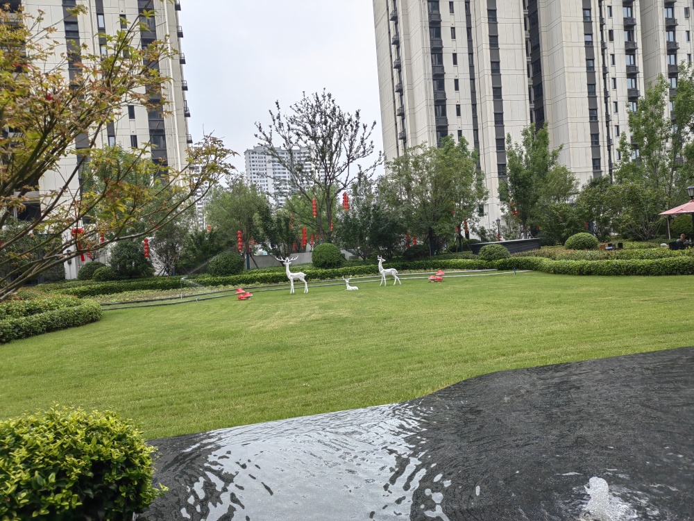 小区相关图