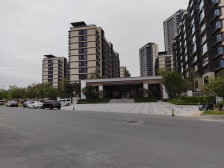 华侨城 精装洋房 只为谢包袱 诚心出售 随时看房