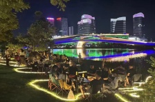 星河东悦湾,朝南高楼层,采光极佳,带地面花园,临近商业综合体与大型公园,业主诚心出售。