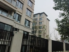 精装横厅三房 环境优美 视野好,采光好