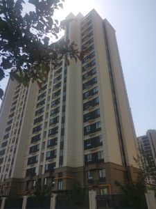 次新房小区 双阳台 电梯洋房 居住密度低 拎包入住