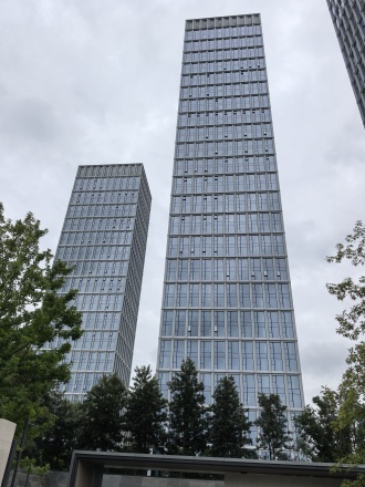 蔚蓝湖滨1号实景图
