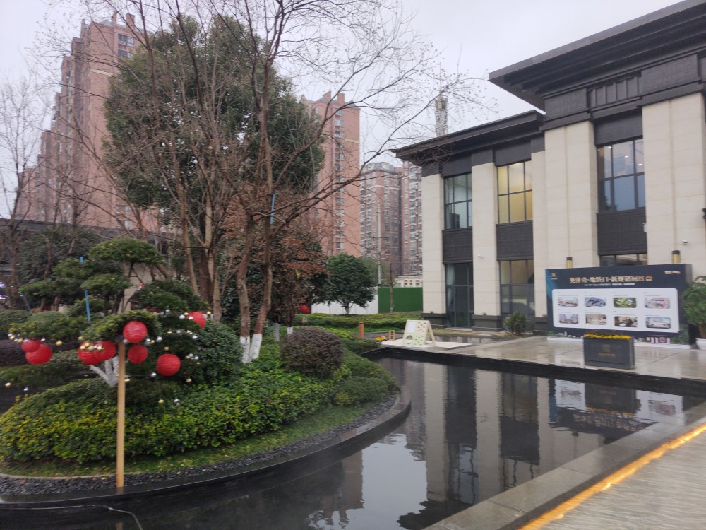 小区相关图