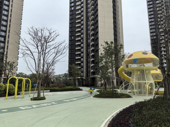 华侨城天鹅堡实景图