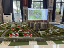 开发商精装交付、近地铁口、刚需三房