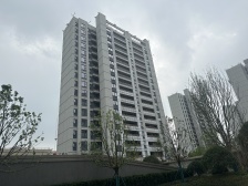 新房现房,高楼层采光视野好,二次装修保养好看房方便