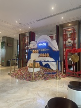 小高层 精装两室!地铁口 交通便利