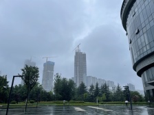 带两个车位含增值税,中间层诚心出售,随时看房幸福里