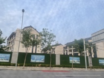 远洋·源山春秋实景图在建工地