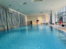 北龙湖央企开发 精装洋房 一楼带80平院子 诚心出售