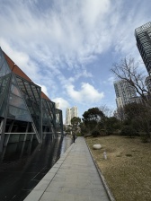 上海长滩,江景房,精装带地暧,随时看房。