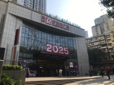 2021年次新房小区内+楼下三轻轨+带自持商圈+配套成熟