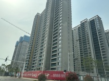 招商蛇口·璀璨学府4月在建工地东南向进度