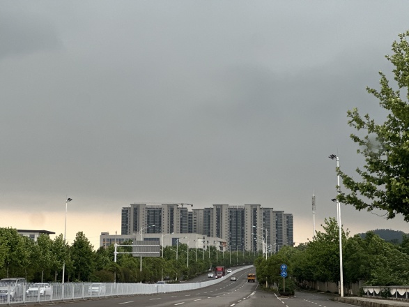 城发恒伟·西宸之光商住楼实景图
