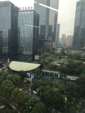 公园里的房子 全玻璃加铝板外立面,现代建筑