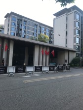 华润品质开发商,精装三大件新风,地暖和中 央空调,