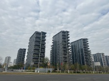 运达会展湾4室2厅东南